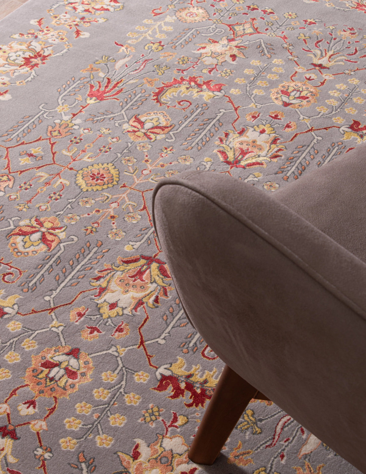 Rechteck Teppich Emmen Deluxe in Grau von Hadorn™ - Lifestyle Image
