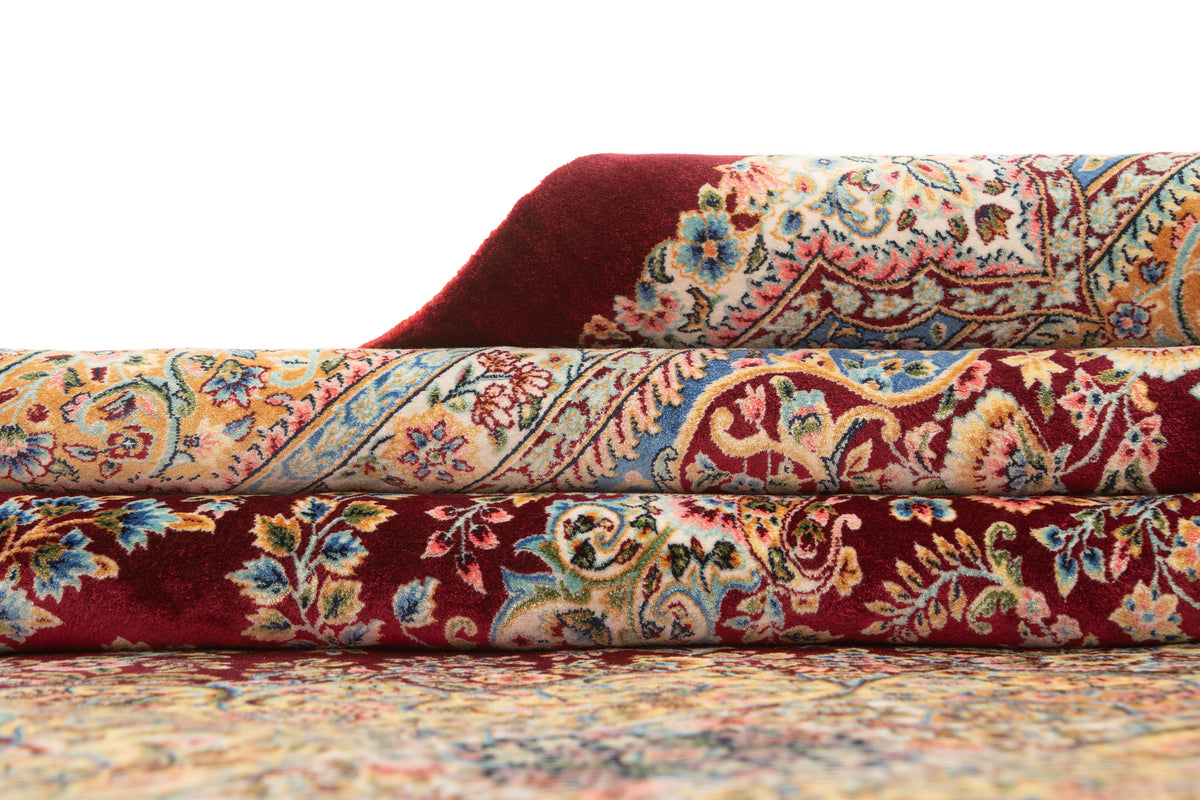 Rechteck Teppich Ghom Design in Rot von Hadorn™ - Lifestyle Image