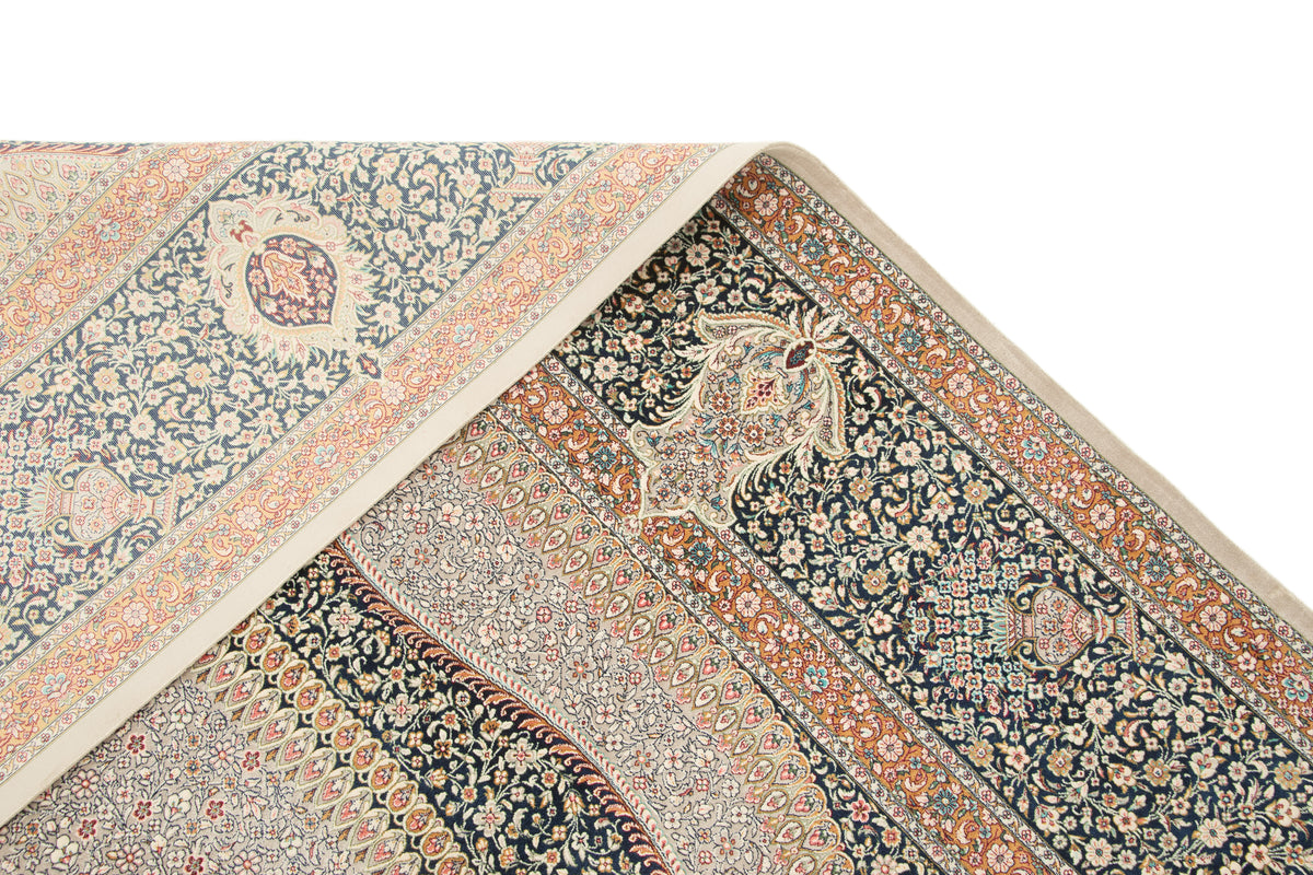 Rechteck Teppich Ghom Design in Grau von Hadorn™ - Lifestyle Image