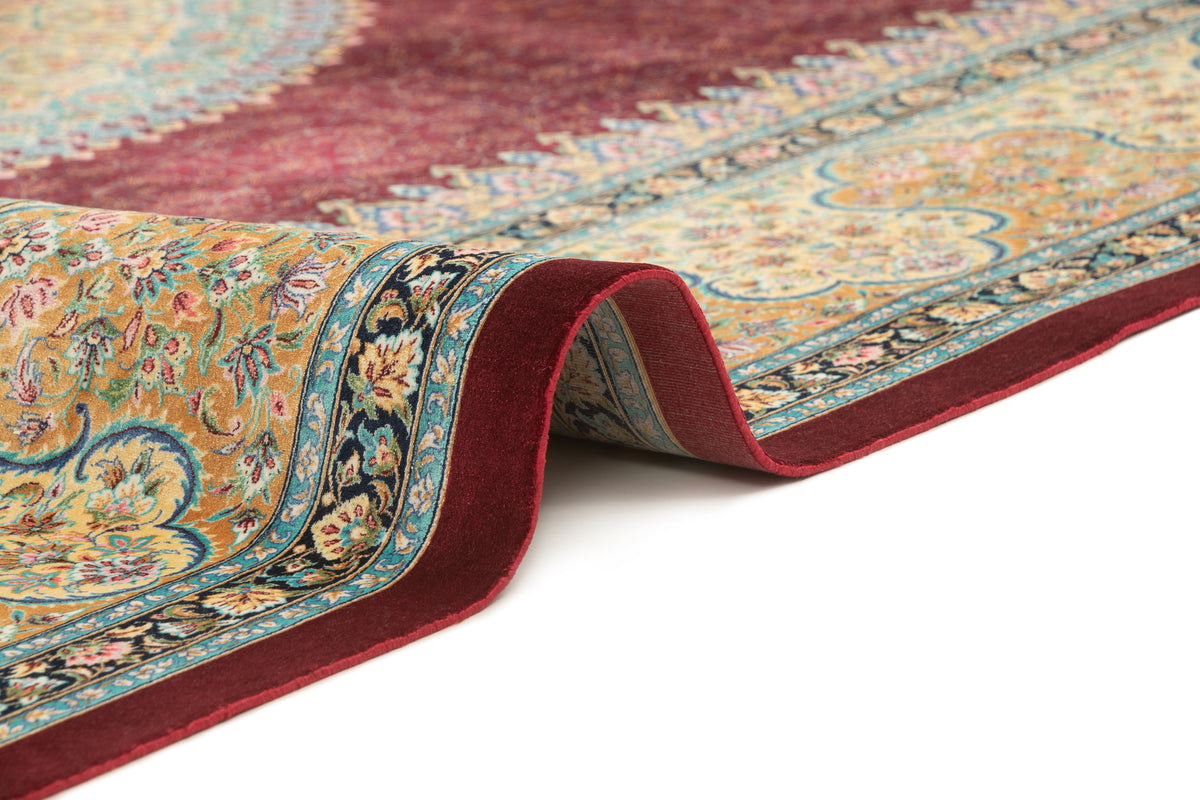 Rechteck Teppich Ghom Design in Rot von Hadorn™ - Lifestyle Image