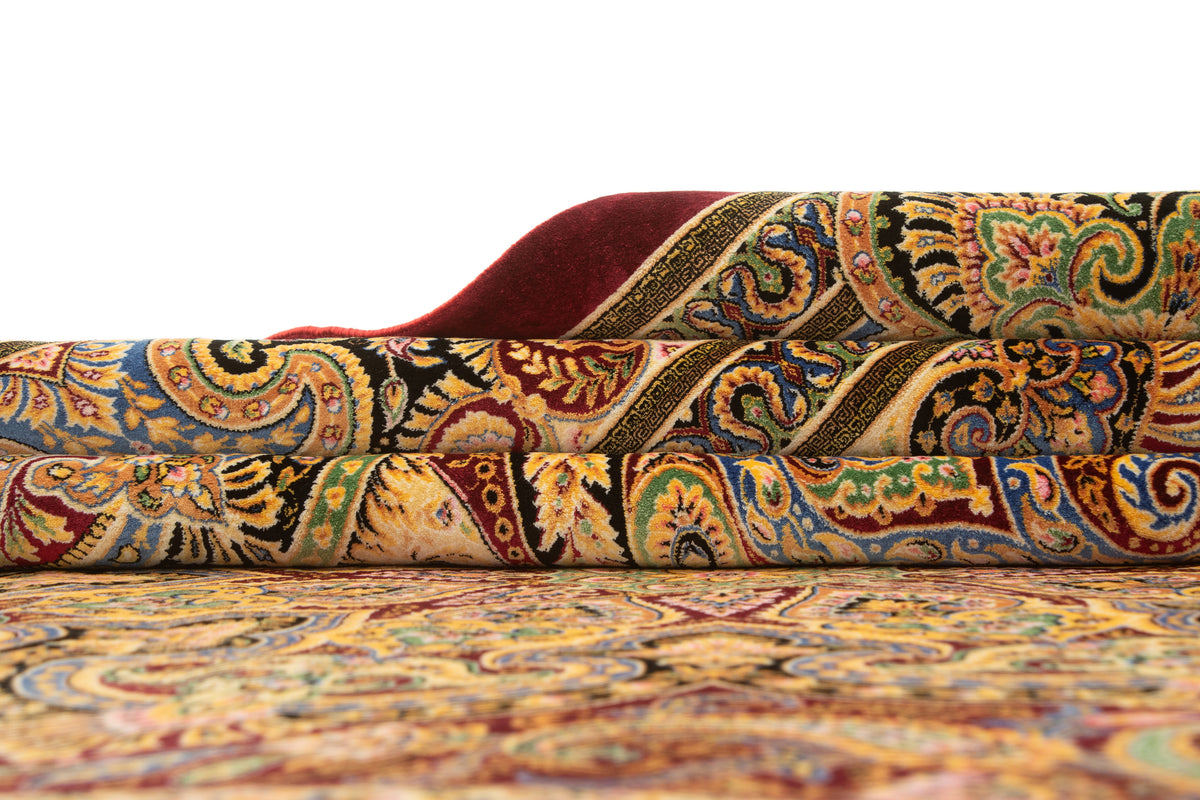 Rechteck Teppich Ghom Design in Rot von Hadorn™ - Lifestyle Image