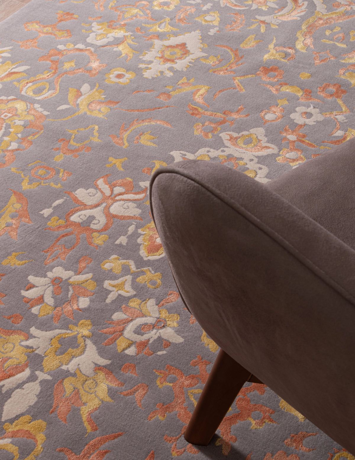 Rechteck Teppich Emmen Deluxe in Grau von Hadorn™ - Lifestyle Image