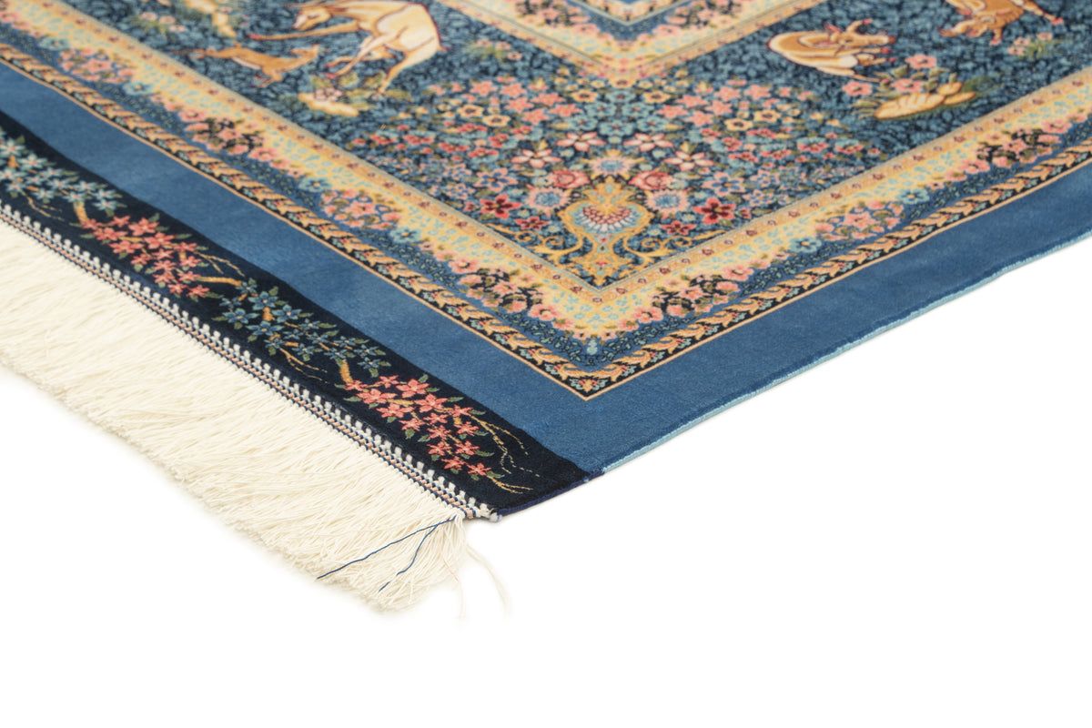 Rechteck Teppich Ghom Design in Blau von Hadorn™ - Lifestyle Image