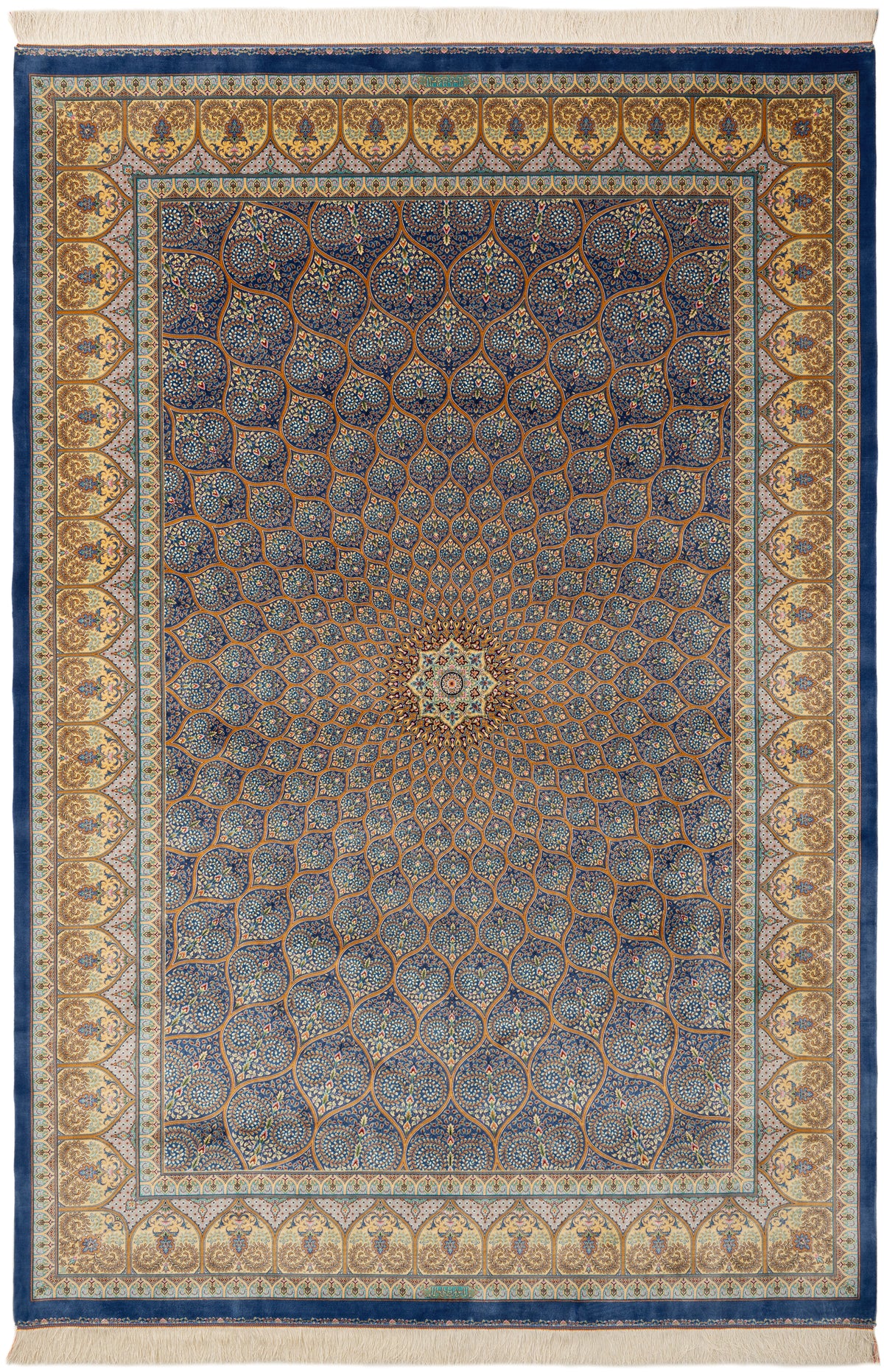 Rechteck Teppich Ghom Design in Blau von Hadorn™ - Lifestyle Image