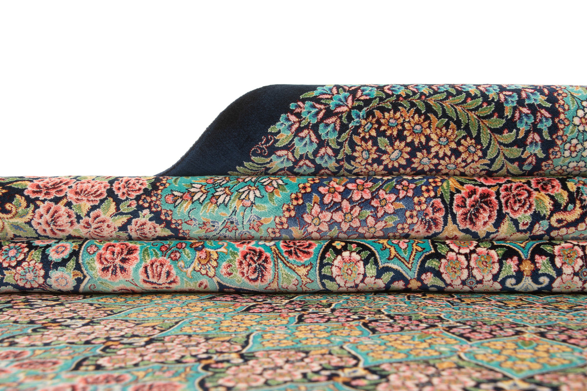 Rechteck Teppich Ghom Design in Blau von Hadorn™ - Lifestyle Image