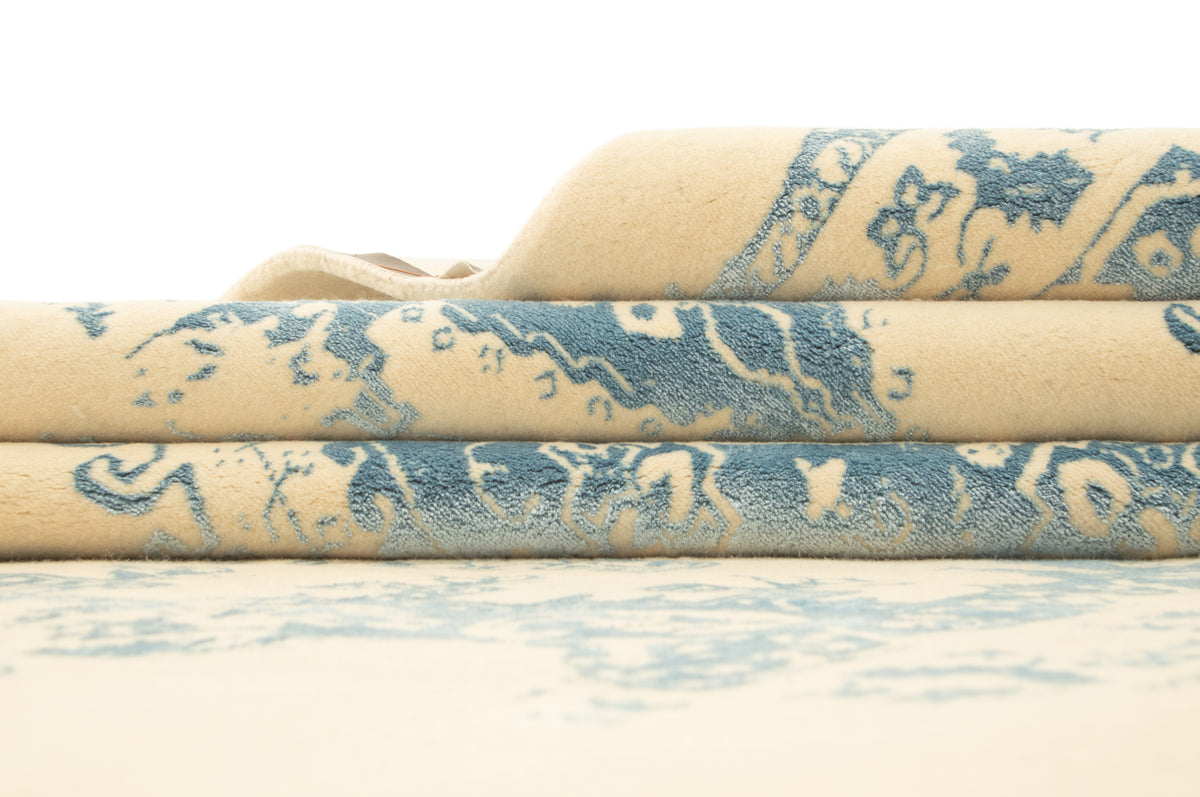 Rechteck Teppich Emmen Deluxe in Grau von Hadorn™ - Lifestyle Image