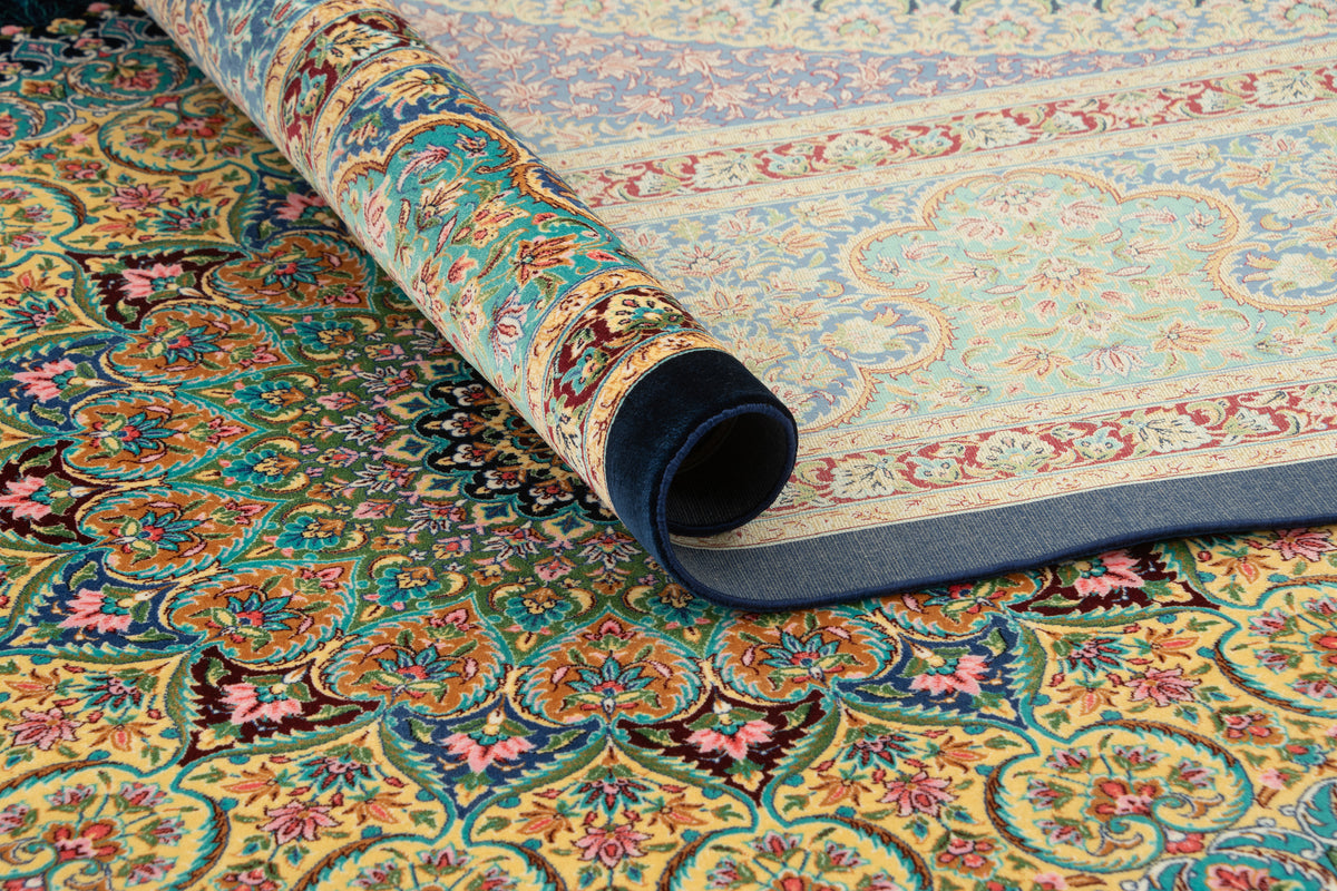 Rechteck Teppich Ghom Design in Dunkelblau von Hadorn™ - Lifestyle Image