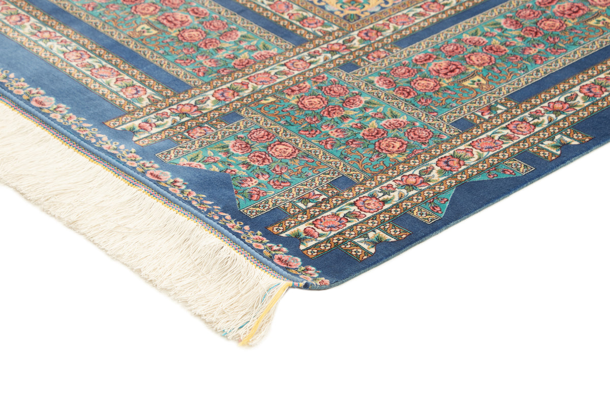 Rechteck Teppich Ghom Design in Blau von Hadorn™ - Lifestyle Image