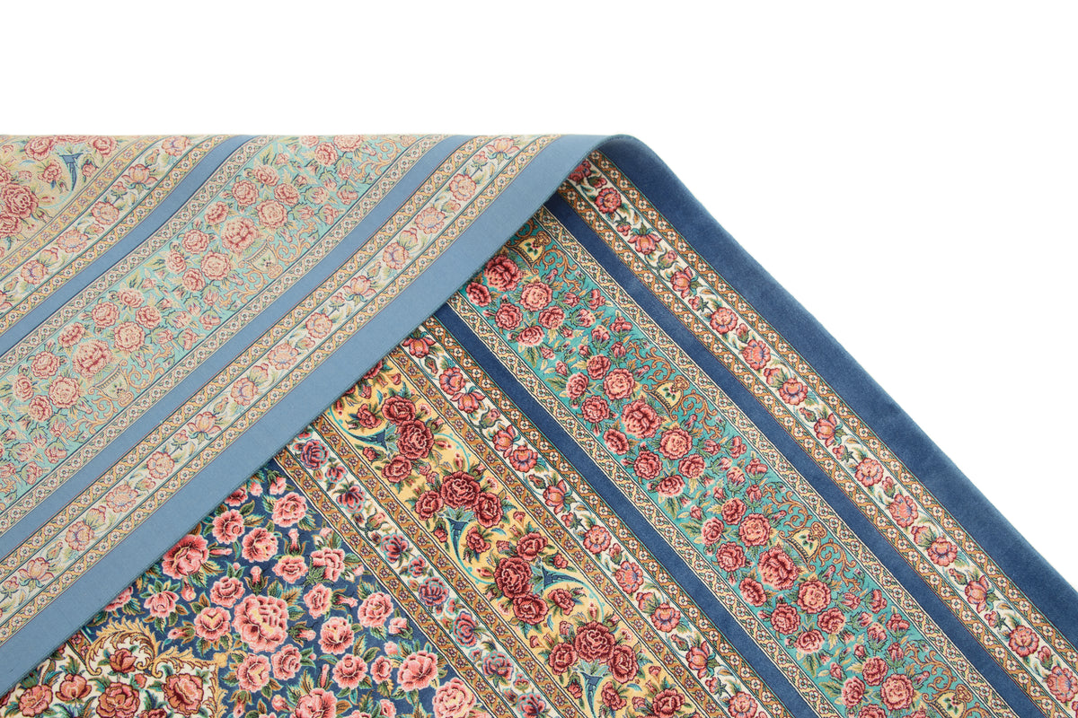 Rechteck Teppich Ghom Design in Blau von Hadorn™ - Lifestyle Image
