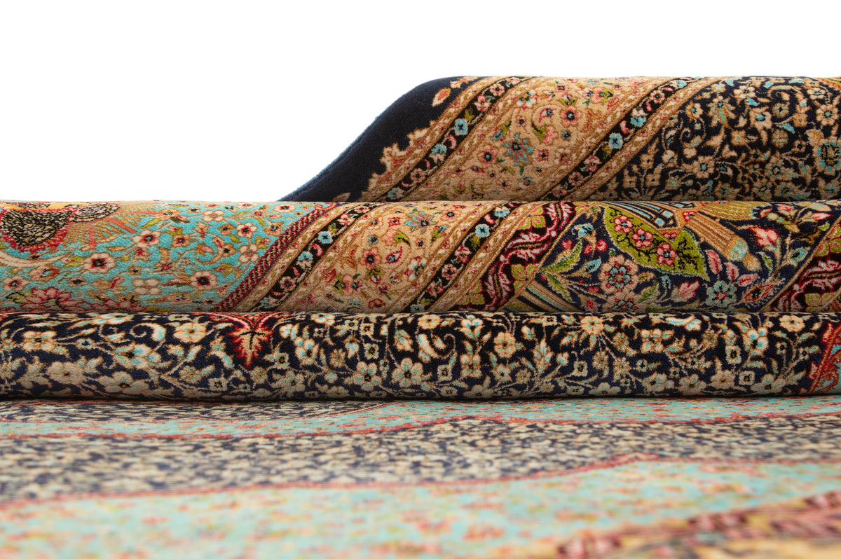Rechteck Teppich Ghom Design in Hellblau von Hadorn™ - Lifestyle Image