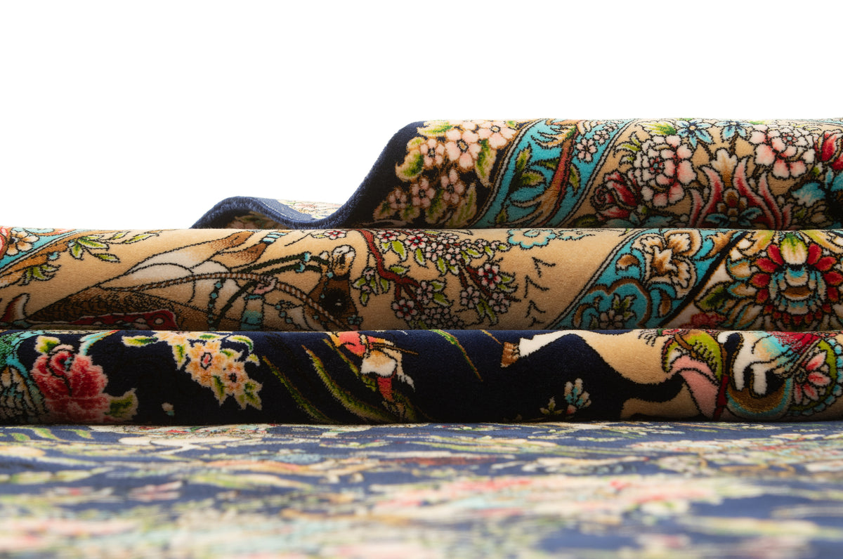 Rechteck Teppich Ghom Design in Dunkelblau von Hadorn™ - Lifestyle Image