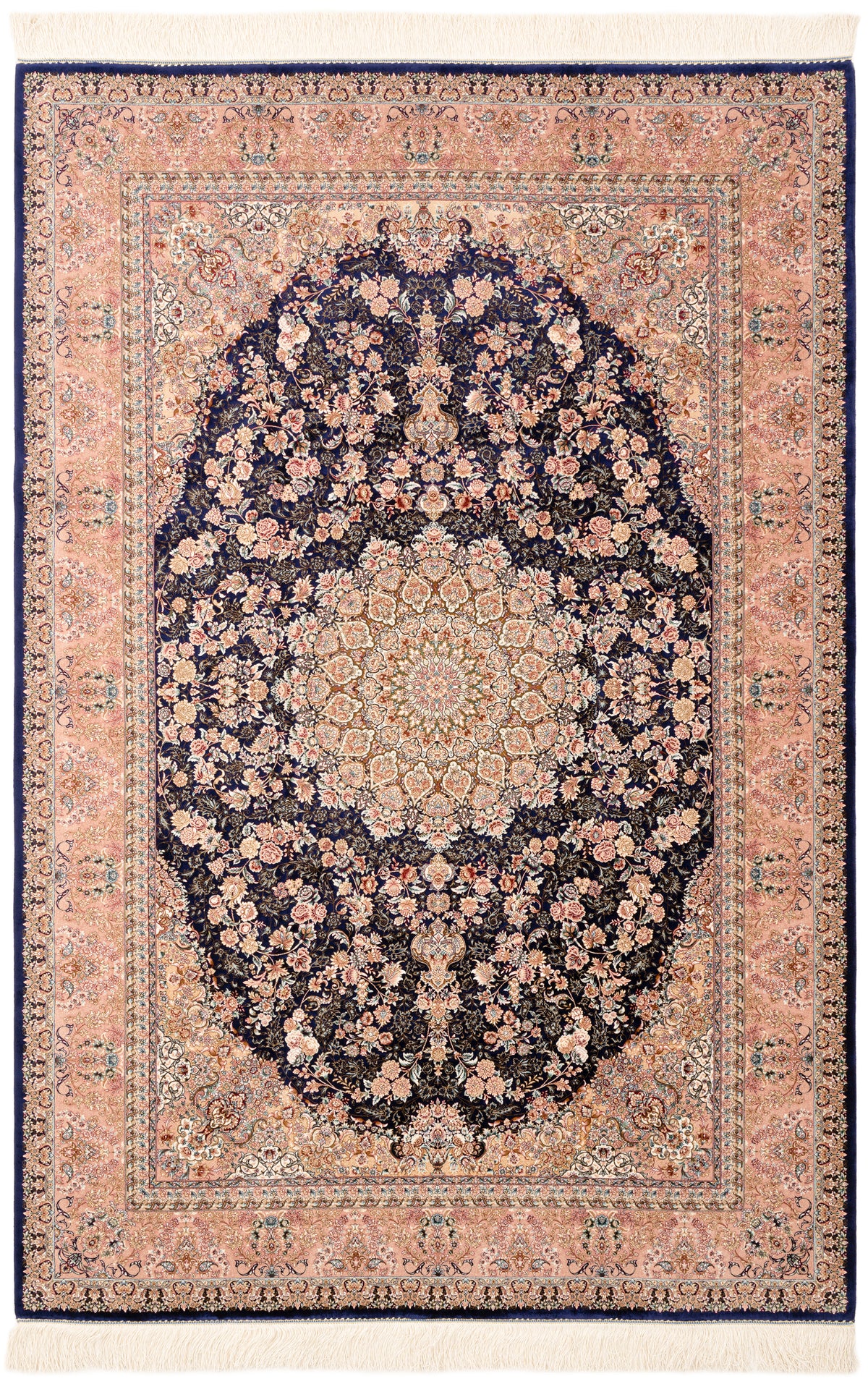 Rechteck Teppich Ghom Design in Rosa von Hadorn™ - Lifestyle Image
