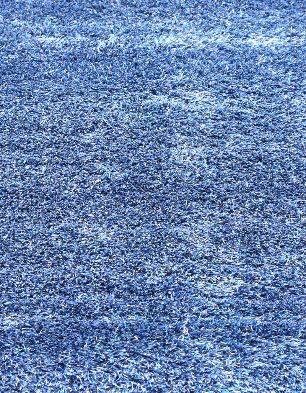 Quadratisch Hochflorteppich Luxe Solid Shag in Blau von Hadorn™ - Lifestyle Image