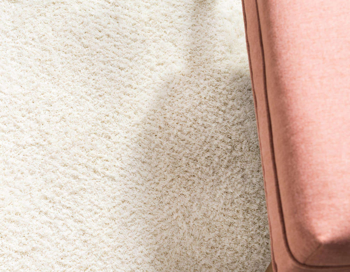 Rund Teppich Luzern in Weiss von Hadorn™ - Lifestyle Image