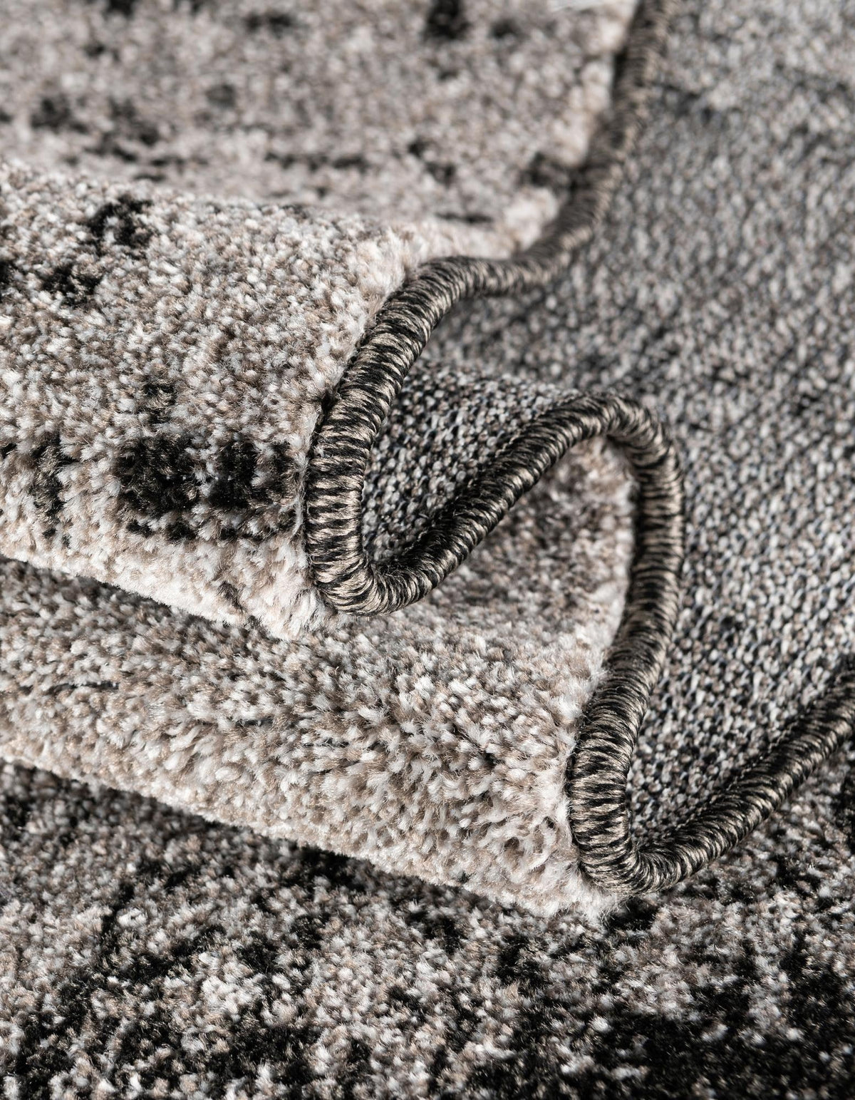 Läufer Teppich Loft in Dunkelgrau von Hadorn™ - Lifestyle Image