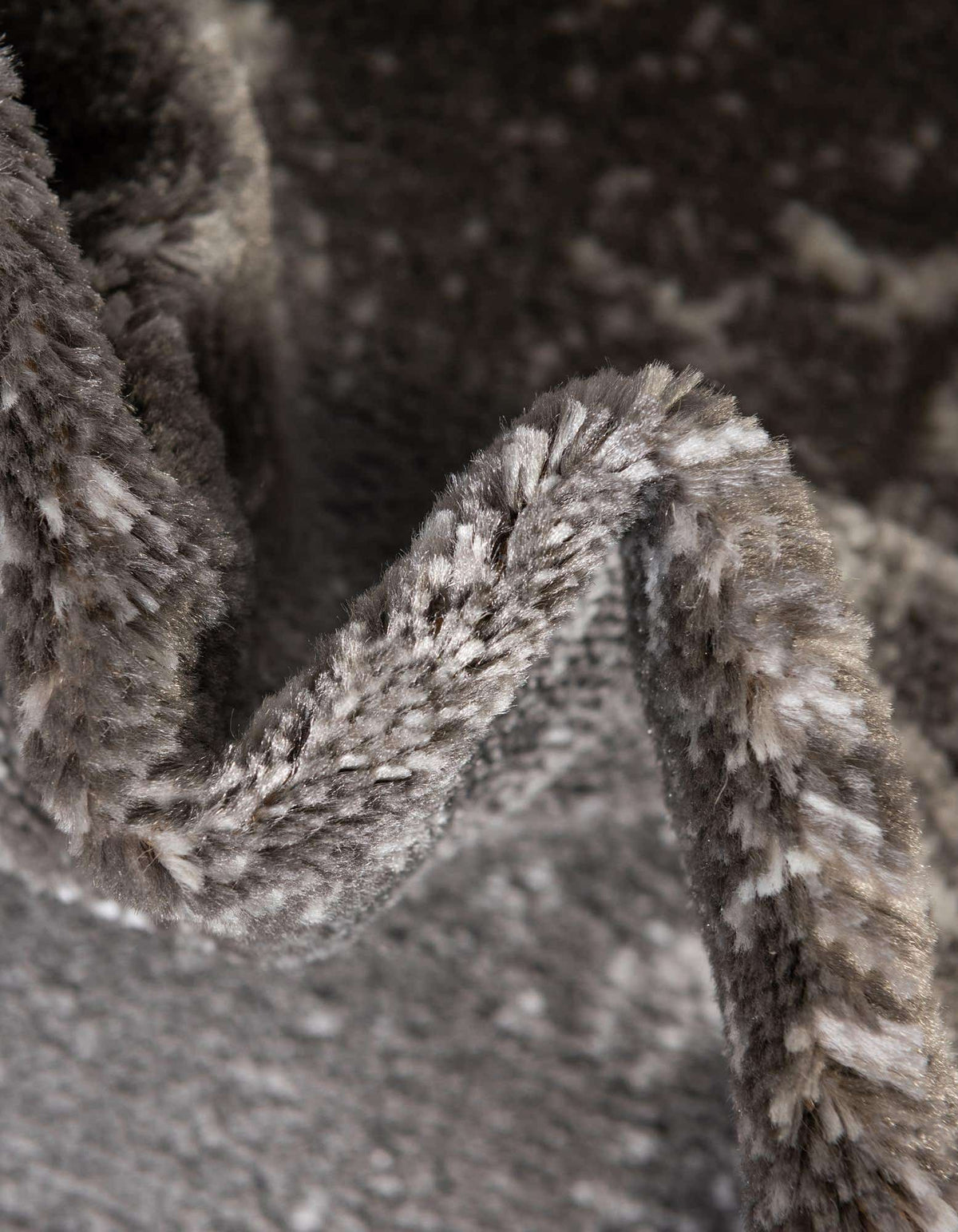 Läufer Teppich Monaco in Dunkelgrau von Hadorn™ - Lifestyle Image
