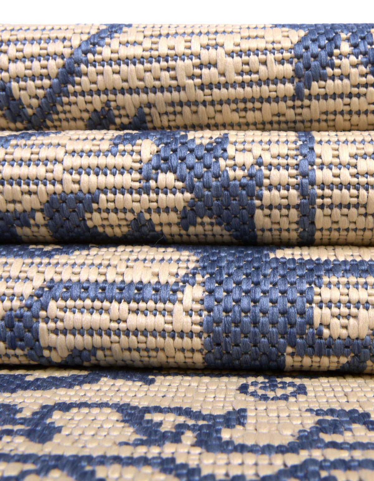 Rechteck Outdoor Teppich Outdoor Botanical in Beige und Blau von Hadorn™ - Lifestyle Image