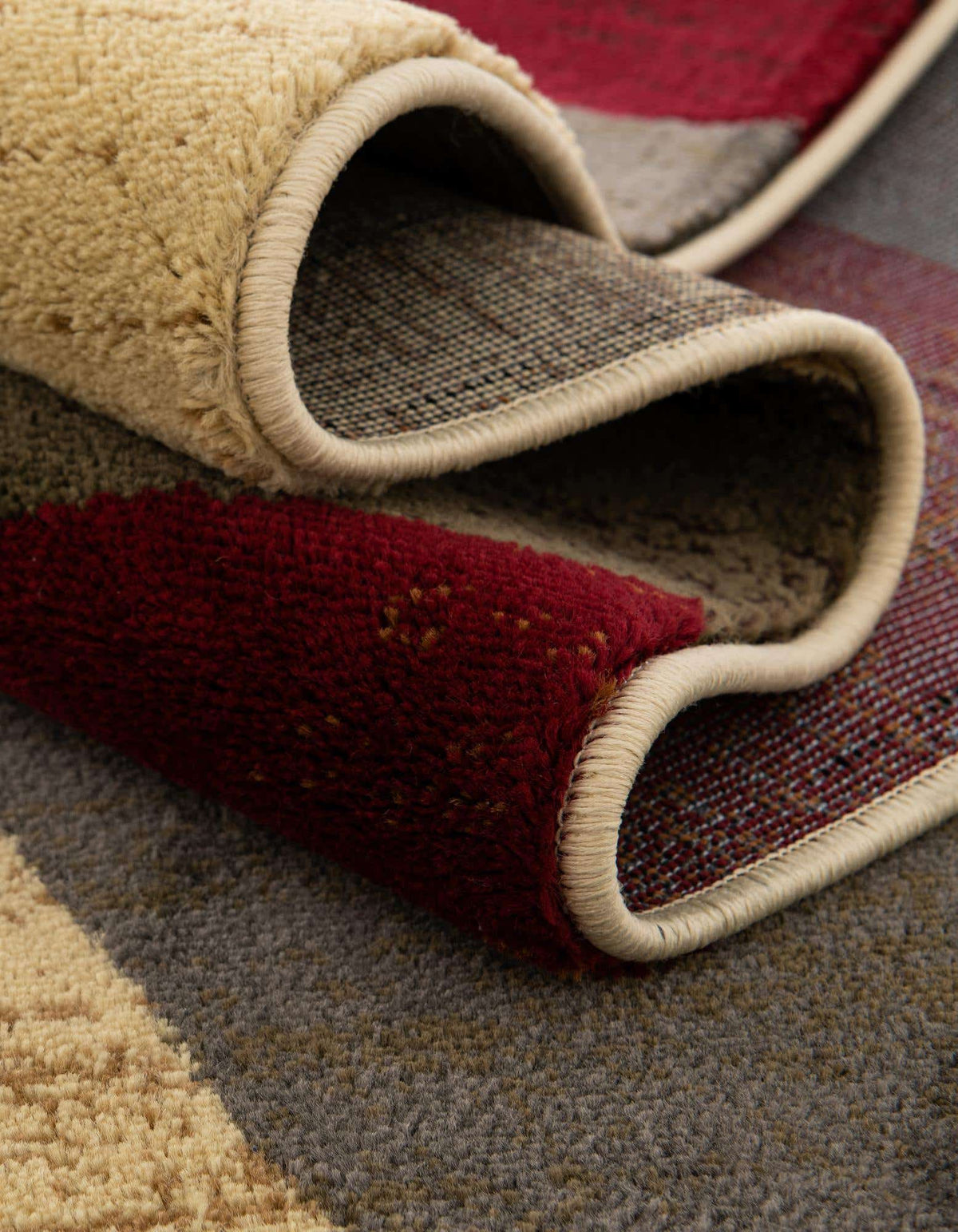 Rund Teppich Coffee Shop in Beige von Hadorn™ - Lifestyle Image