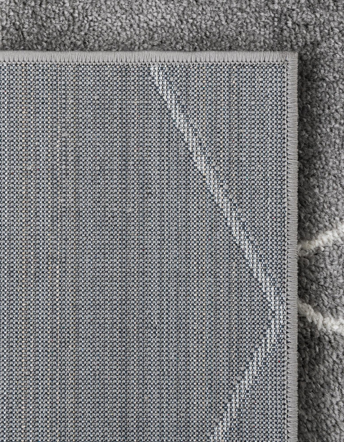 Rechteck Teppich Trellis Frieze in Hellgrau von Hadorn™ - Lifestyle Image