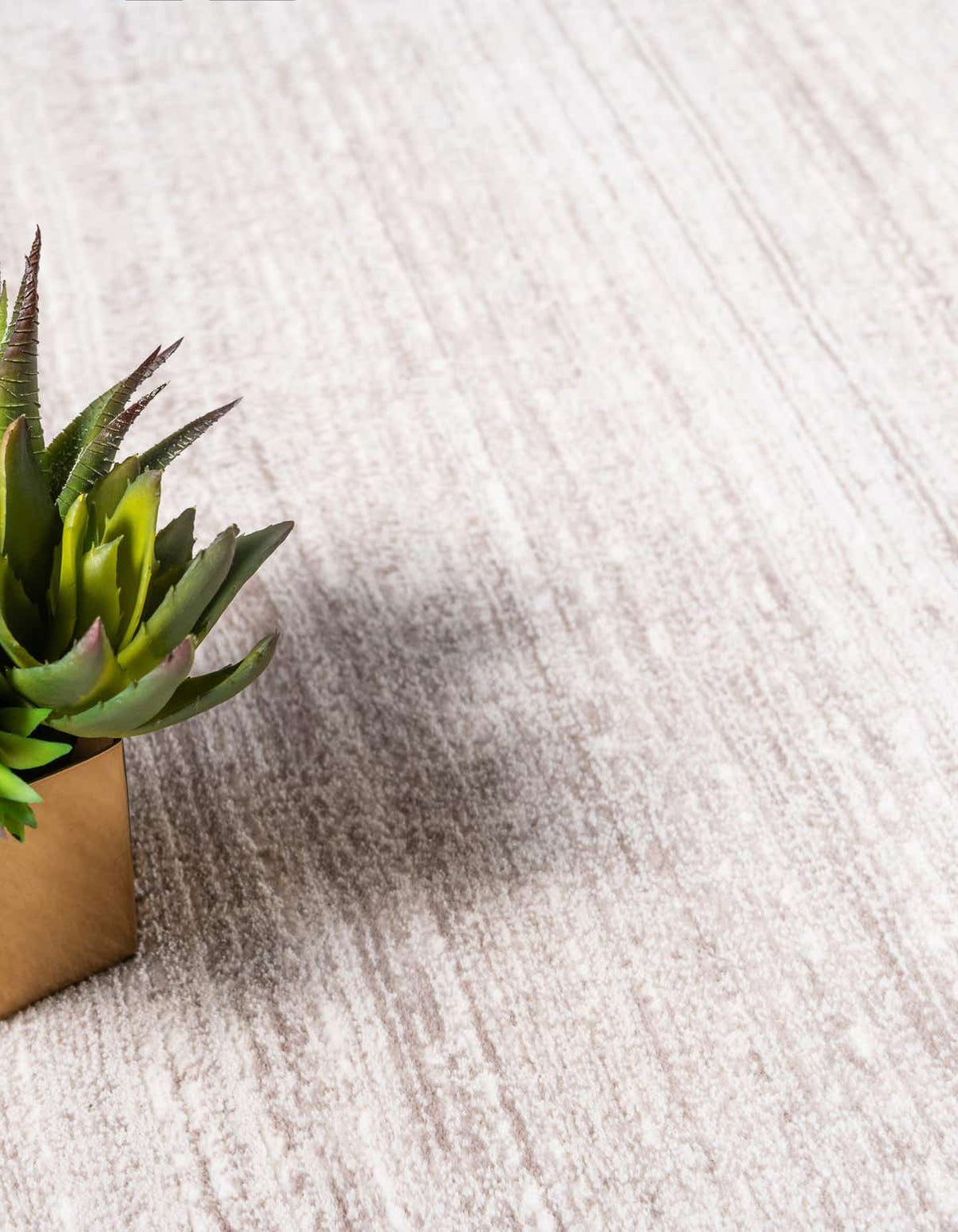 Rechteck Teppich Bellevue in Beige von Hadorn™ - Lifestyle Image