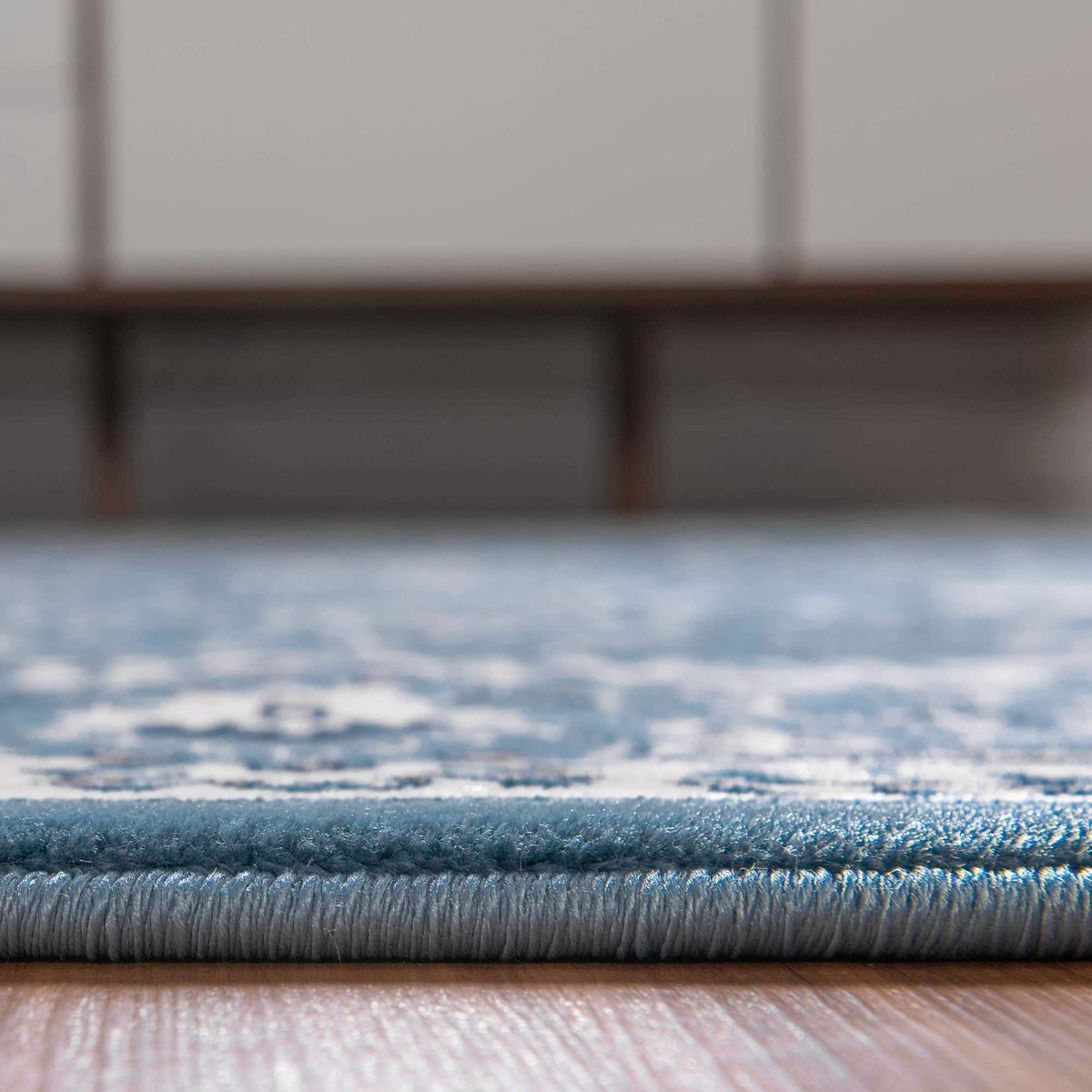 Läufer Teppich Classical in Hellblau von Hadorn™ - Lifestyle Image