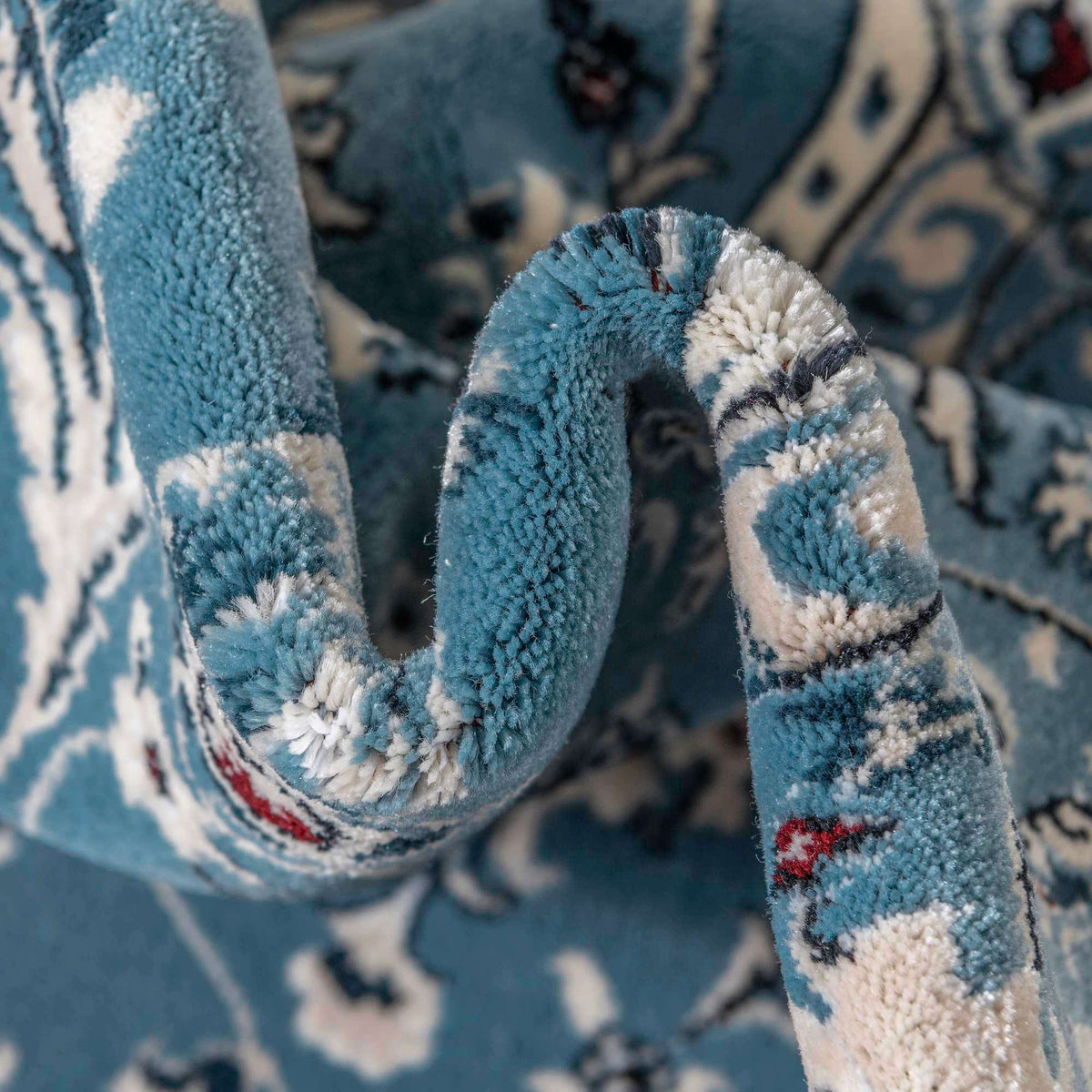 Läufer Teppich Classical in Hellblau von Hadorn™ - Lifestyle Image