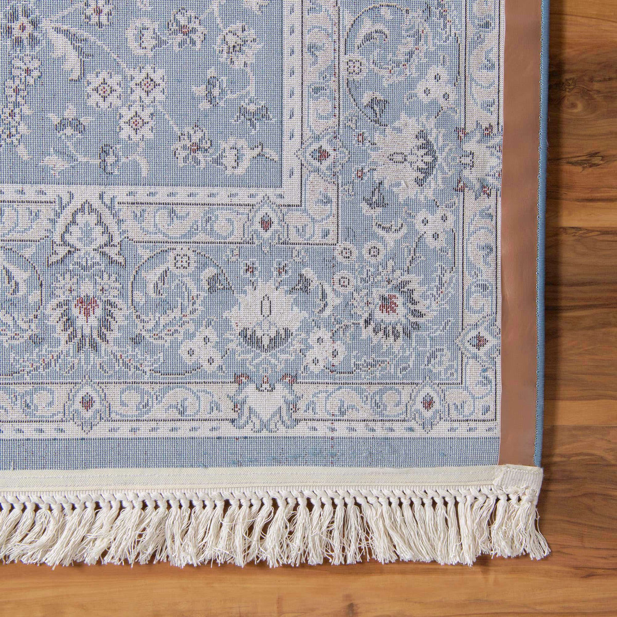 Läufer Teppich Classical in Hellblau von Hadorn™ - Lifestyle Image