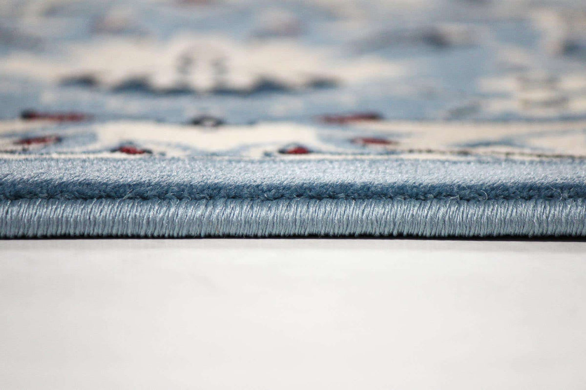 Läufer Teppich Classical in Hellblau von Hadorn™ - Lifestyle Image