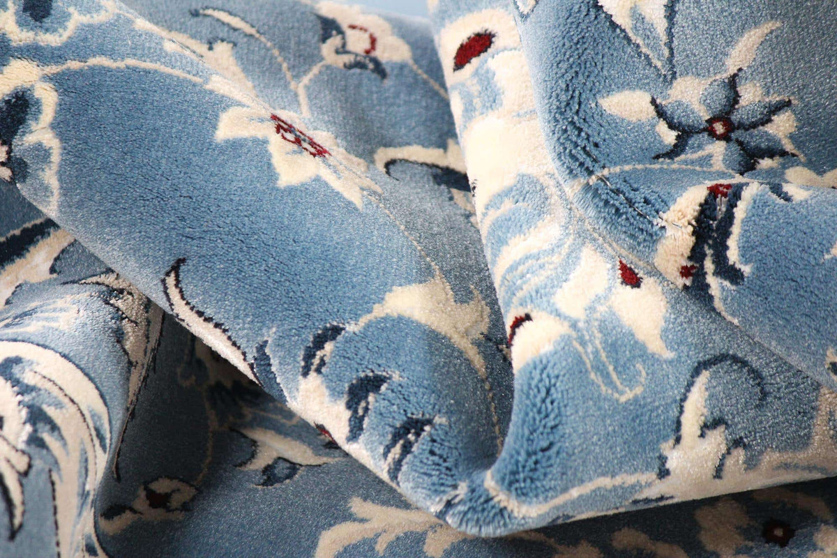 Läufer Teppich Classical in Hellblau von Hadorn™ - Lifestyle Image