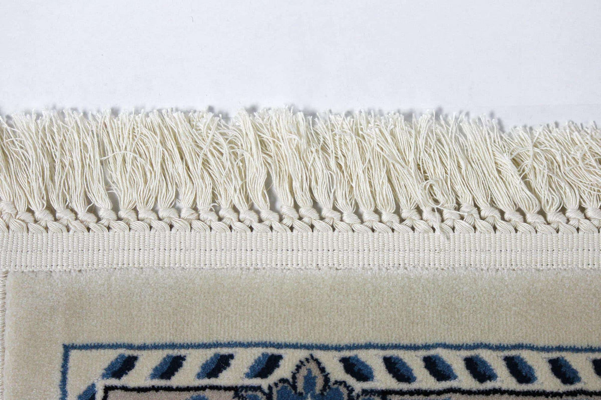 Rund Teppich Classical in Creme von Hadorn™ - Lifestyle Image