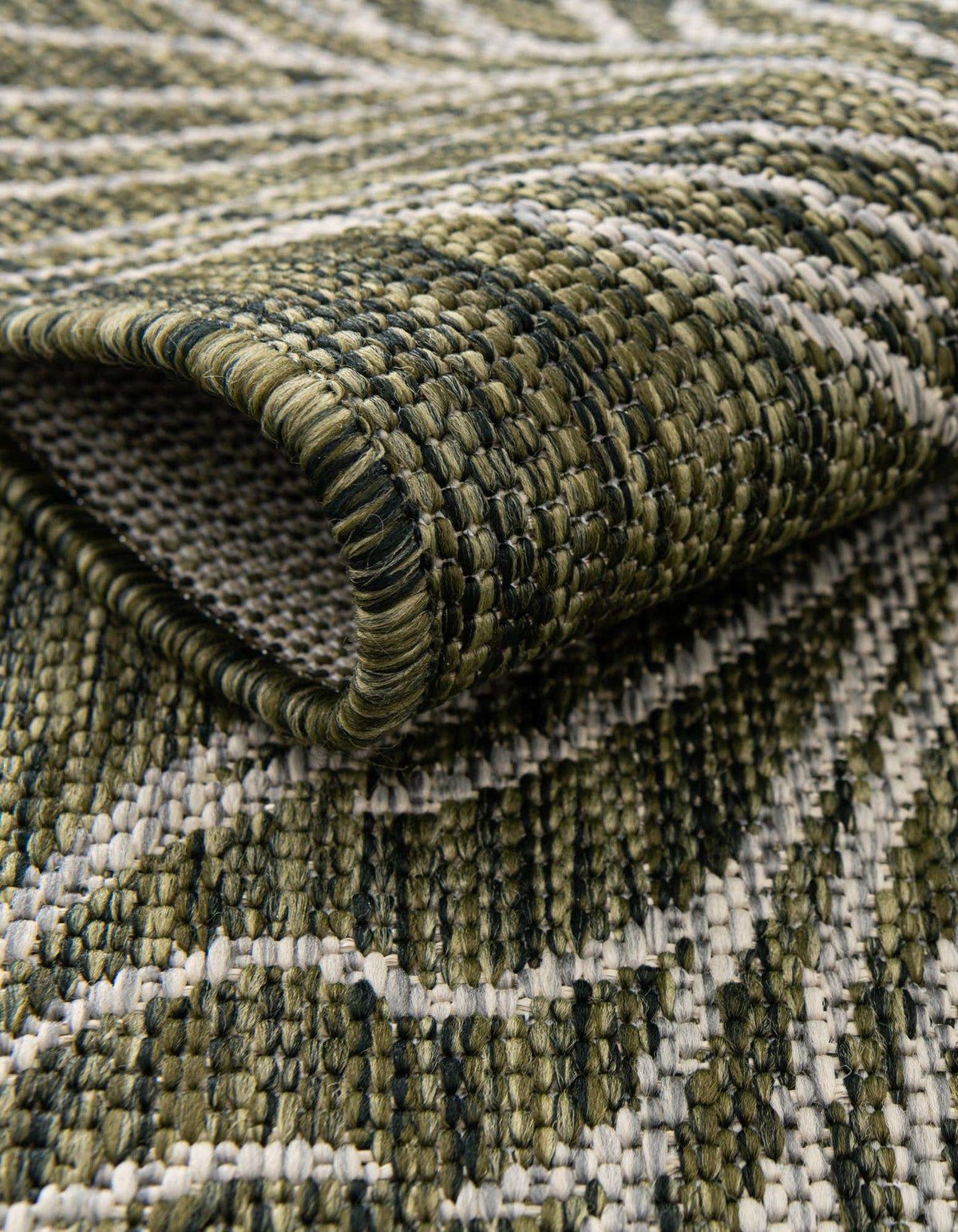 Rechteck Outdoor Teppich Tulum Outdoor in Grün von Hadorn™ - Lifestyle Image