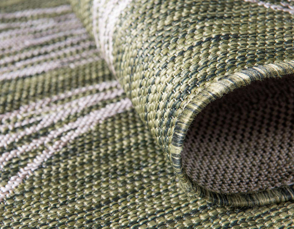 Rechteck Outdoor Teppich Tulum Outdoor in Grün von Hadorn™ - Lifestyle Image