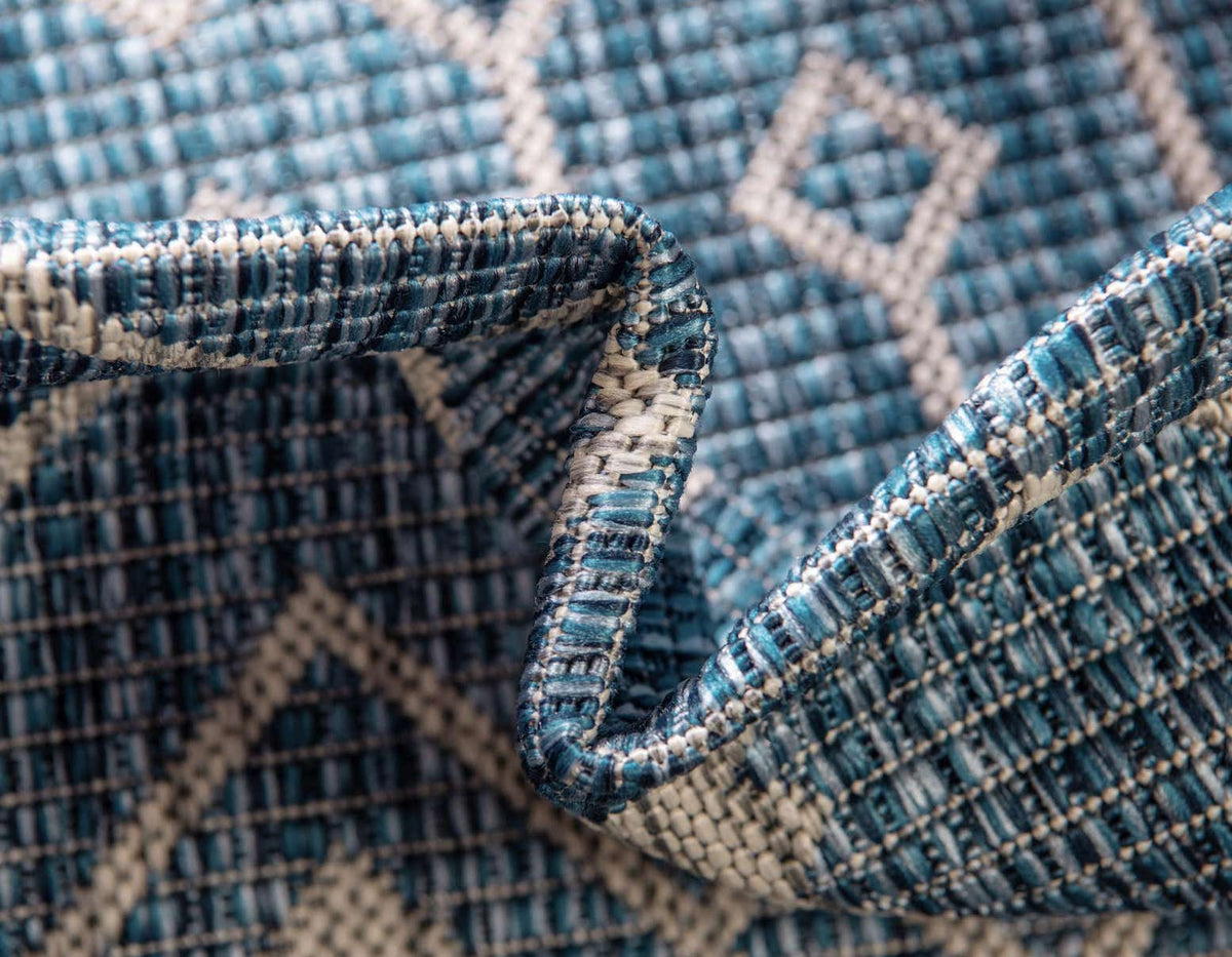 Rund Outdoor Teppich Tulum Outdoor in Blau von Hadorn™ - Lifestyle Image