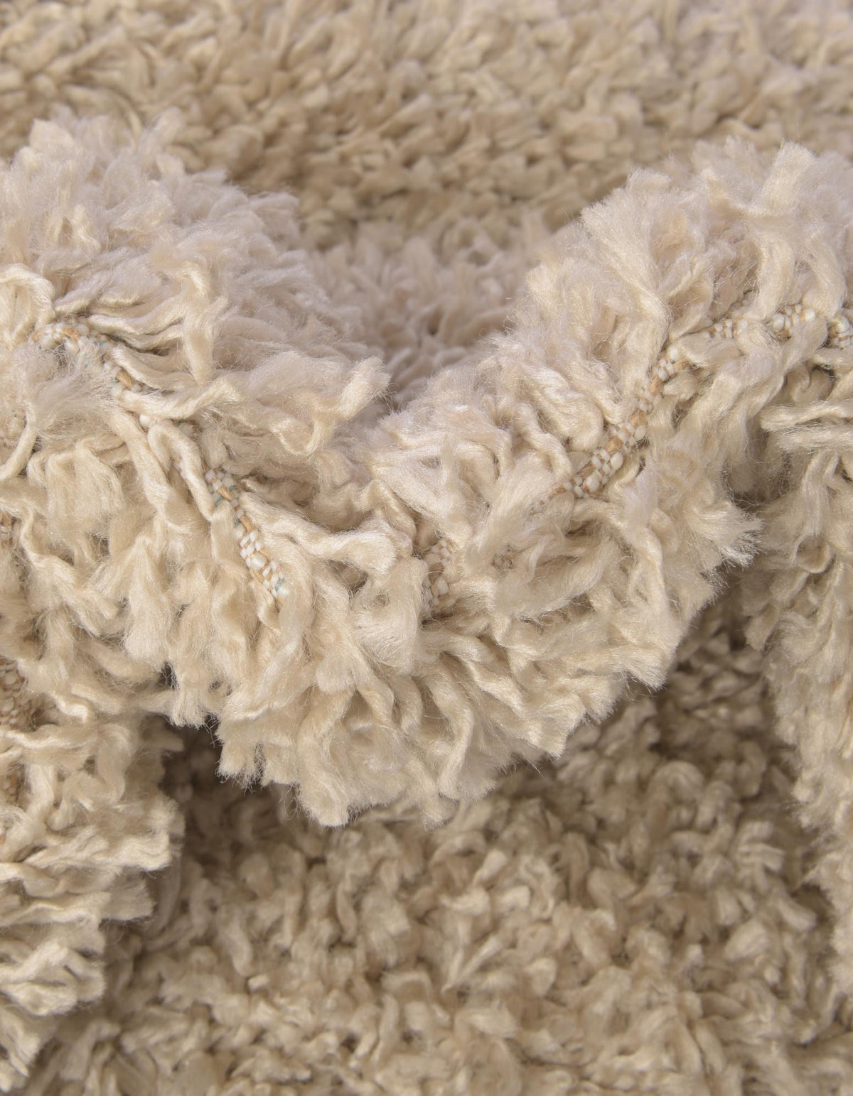 Rechteck Hochflorteppich Zermatt Shag in Beige von Hadorn™ - Lifestyle Image