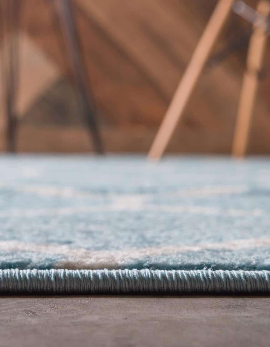 Rechteck Teppich Trellis Frieze in Hellblau von Hadorn™ - Lifestyle Image