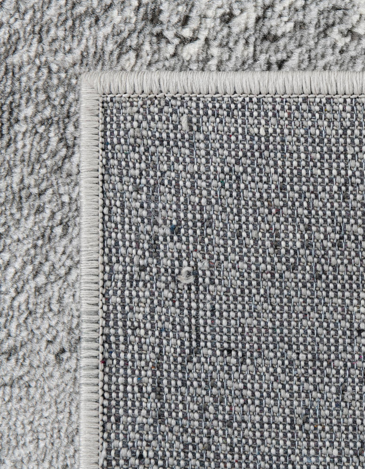 Quadratisch Teppich Oregon in Grau von Hadorn™ - Lifestyle Image