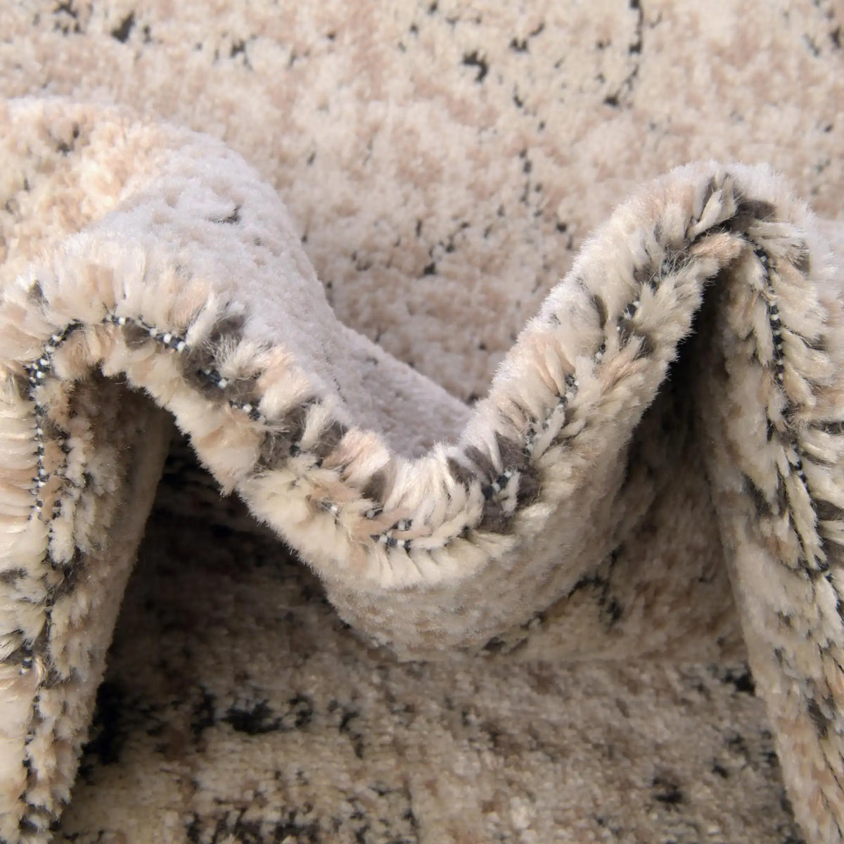 Rund Teppich Oregon in Beige von Hadorn™ - Lifestyle Image