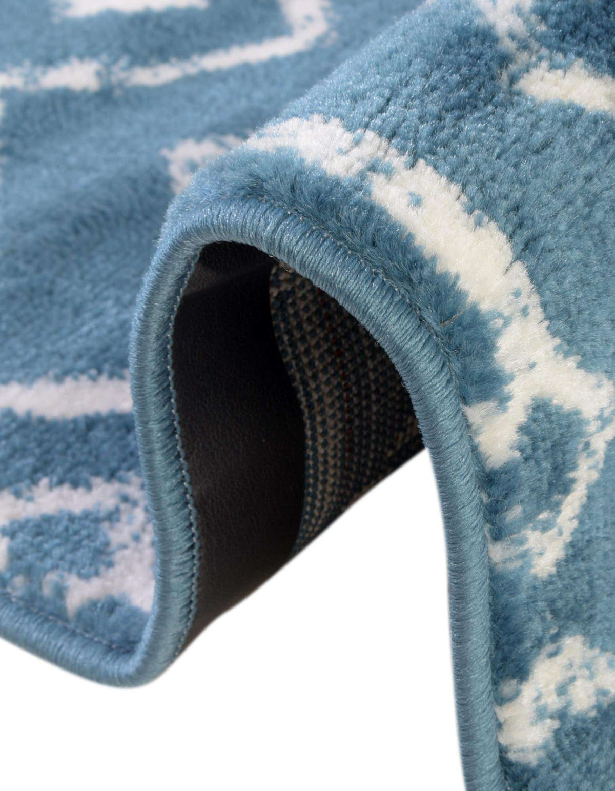 Rechteck Teppich Kasbah Trellis in Blau von Hadorn™ - Lifestyle Image