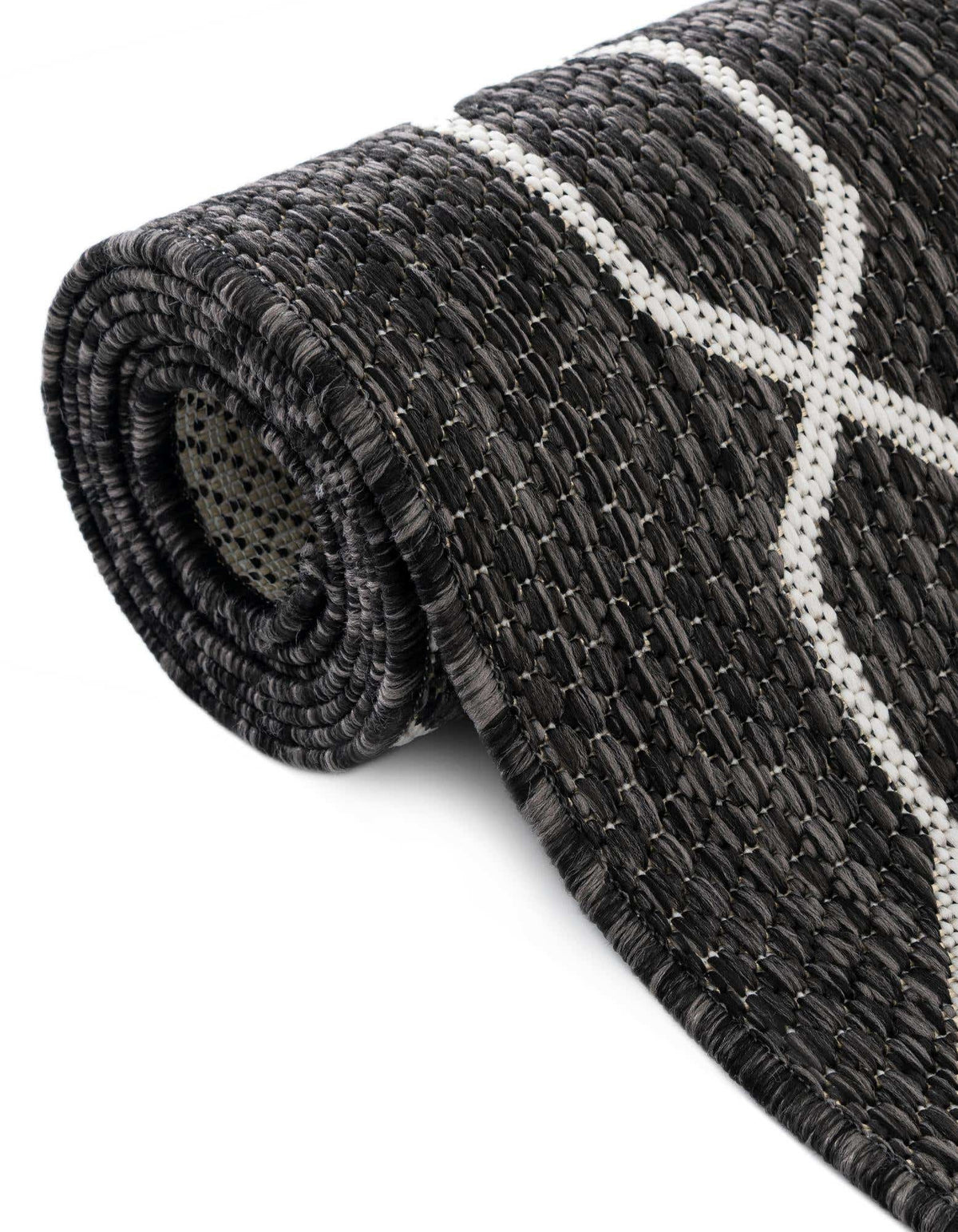 Rechteck Outdoor Teppich Tulum Outdoor Fence in Holzkohle von Hadorn™ - Lifestyle Image