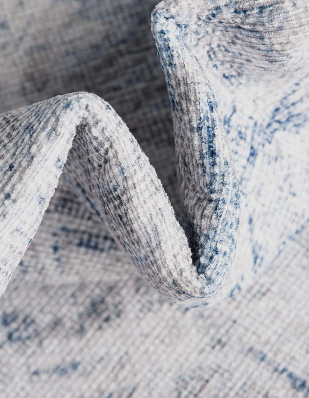 Rechteck Teppich Timeless in Blau von Hadorn™ - Lifestyle Image