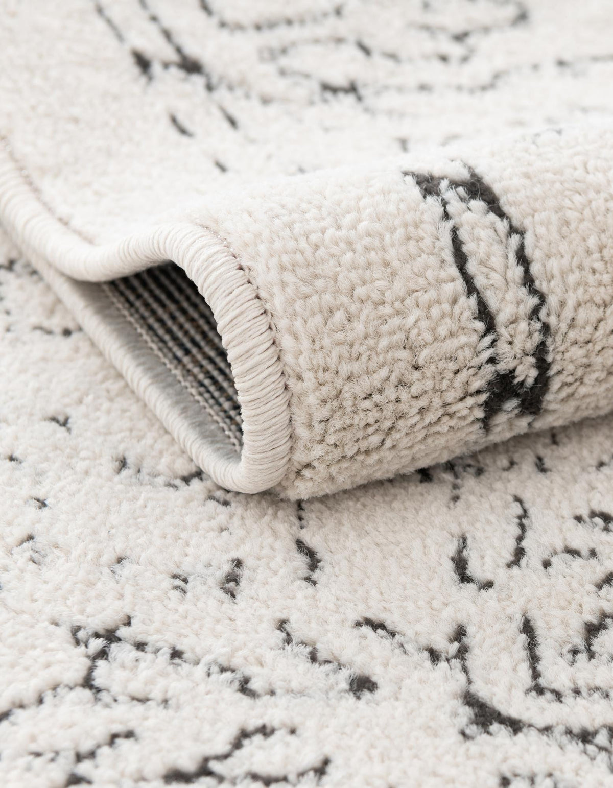 Läufer Teppich Isabella in Weiss von Hadorn™ - Lifestyle Image