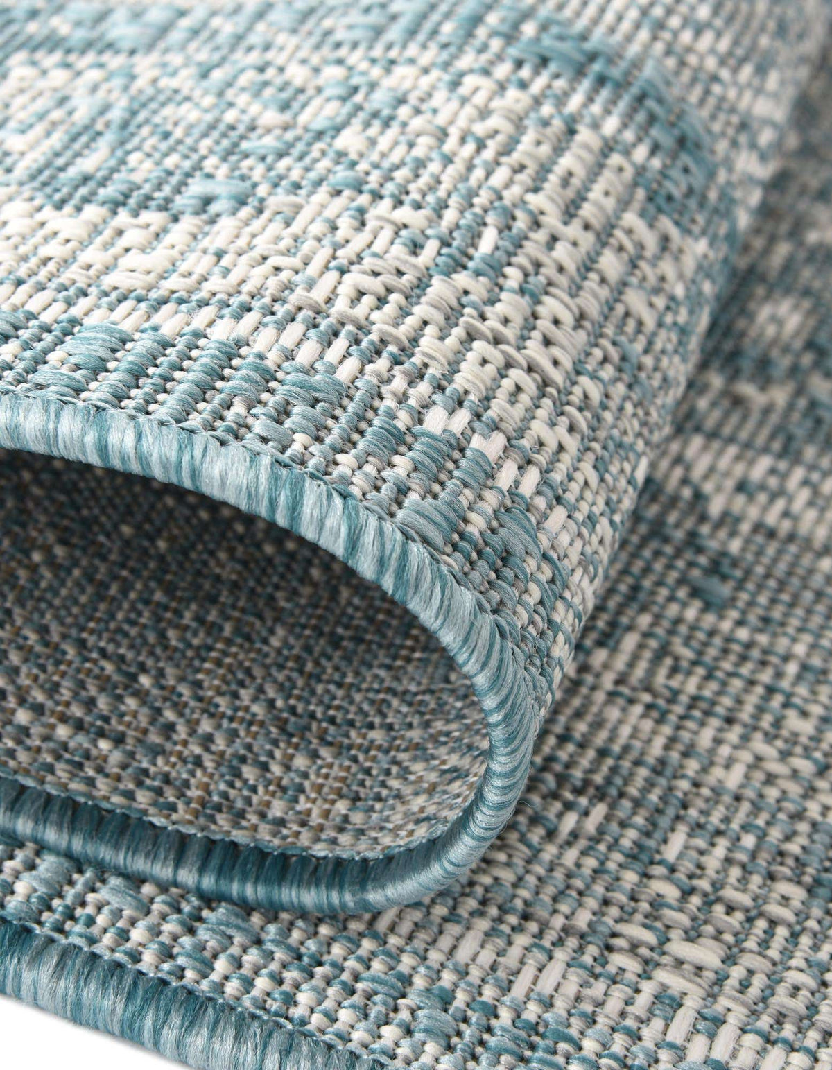 Rechteck Outdoor Teppich Outdoor Traditional in Aqua von Hadorn™ - Lifestyle Image