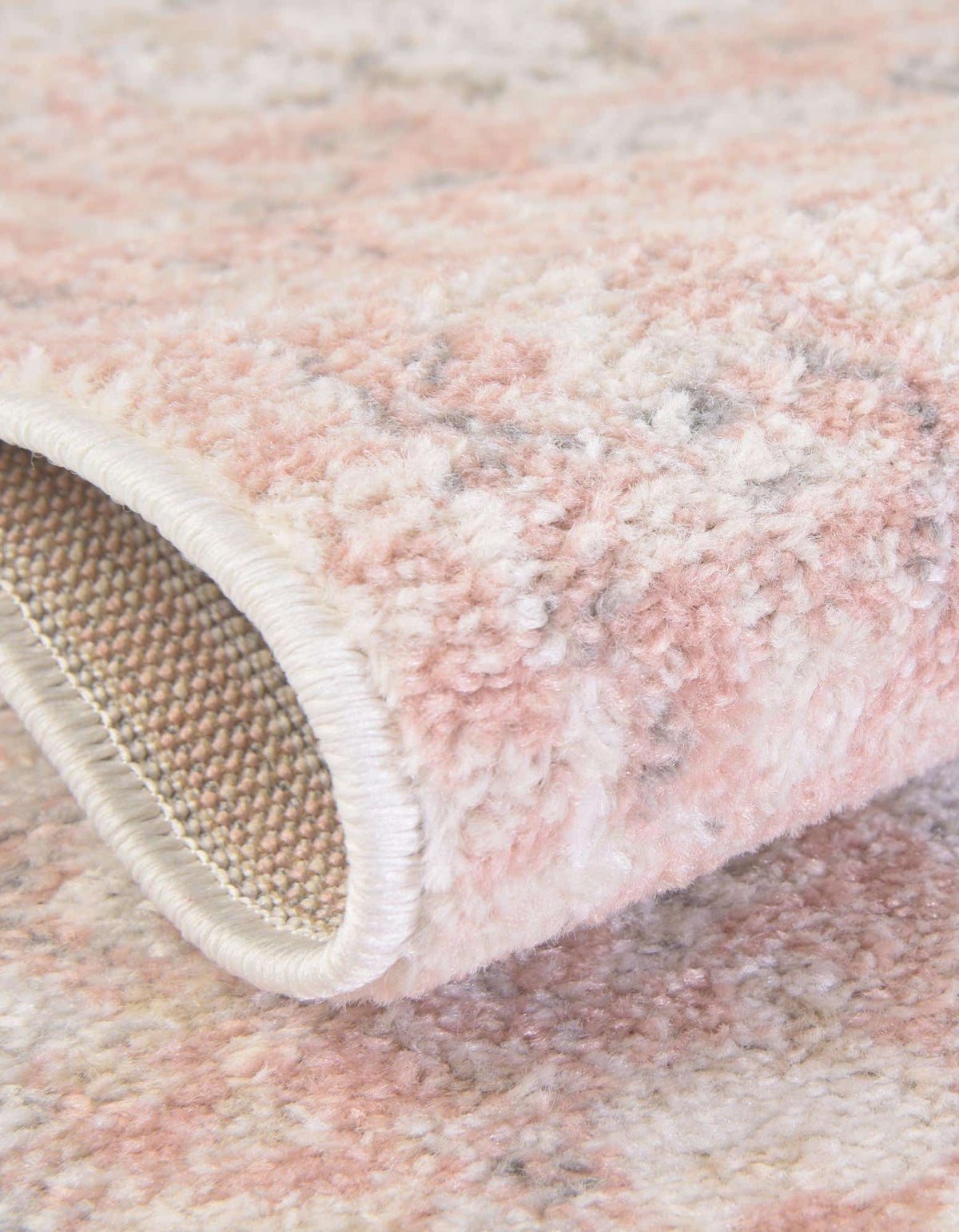 Rechteck Teppich Madeline Vintage in Rosenrosa von Hadorn™ - Lifestyle Image
