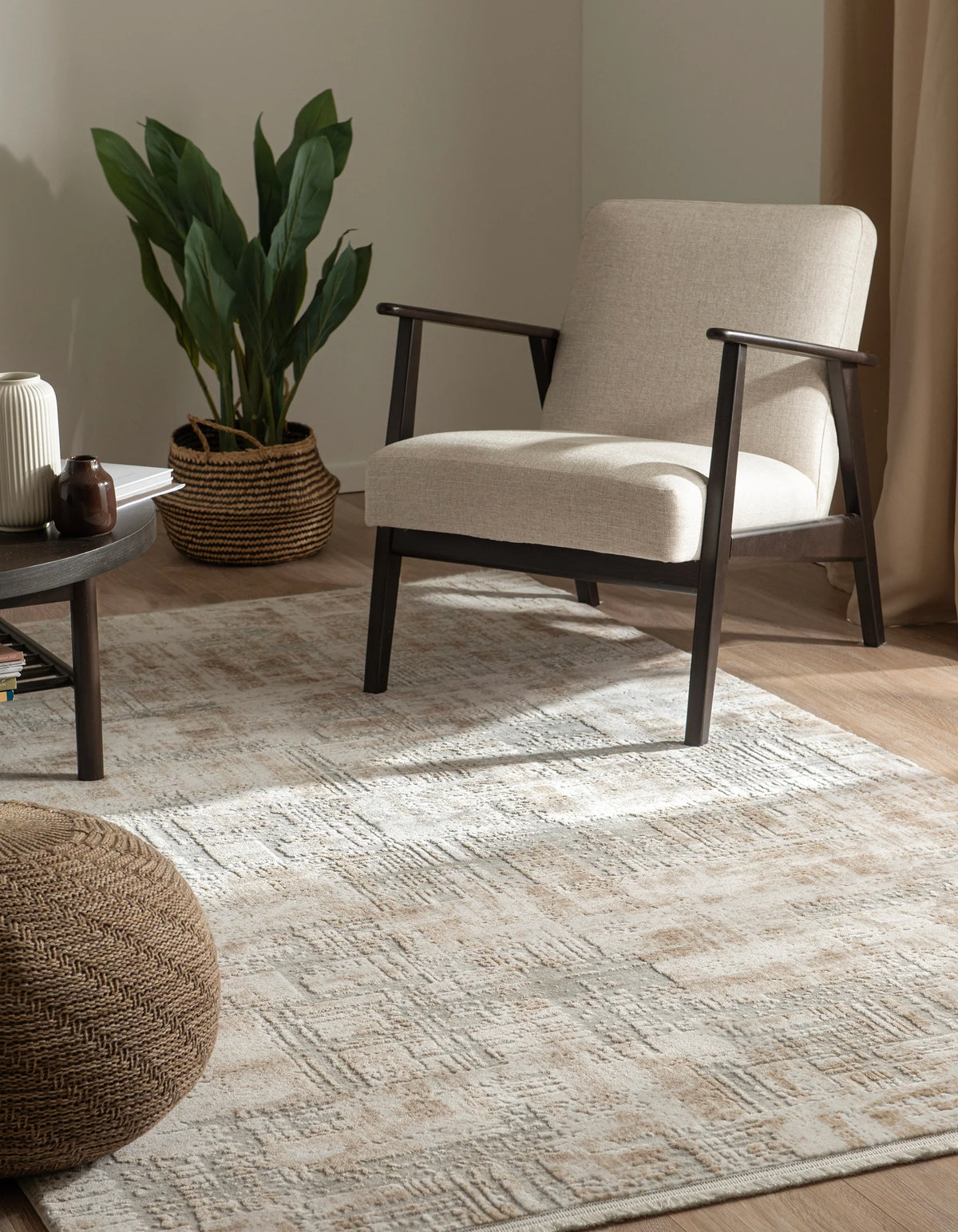 Quadratisch Teppich Davos Miracle in Beige von Hadorn™ - Lifestyle Image