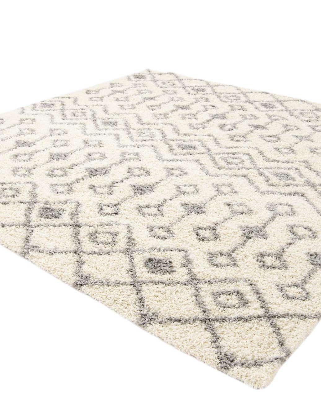Quadratisch Hochflorteppich Moroccan Trellis Shag in Elfenbein von Hadorn™ - Lifestyle Image