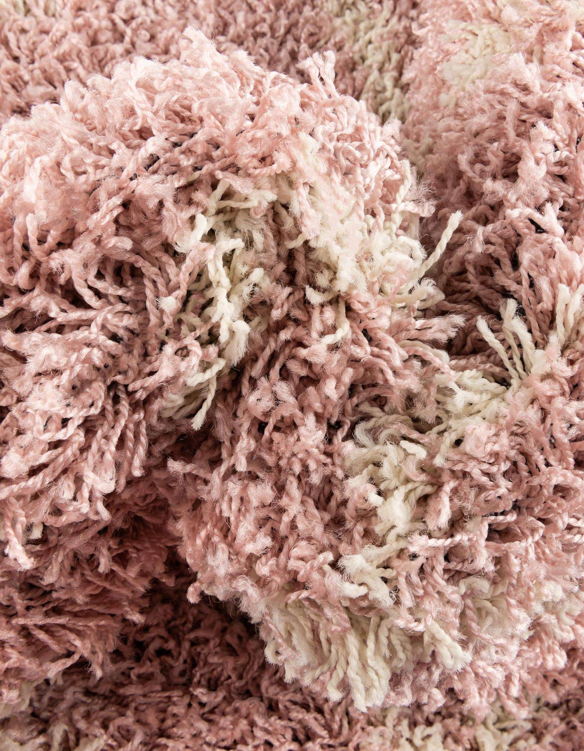 Quadratisch Hochflorteppich Trellis Shag in Hellrosa von Hadorn™ - Lifestyle Image