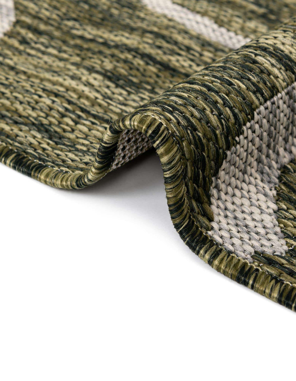 Quadratisch Outdoor Teppich Outdoor Botanical in Grün von Hadorn™ - Lifestyle Image