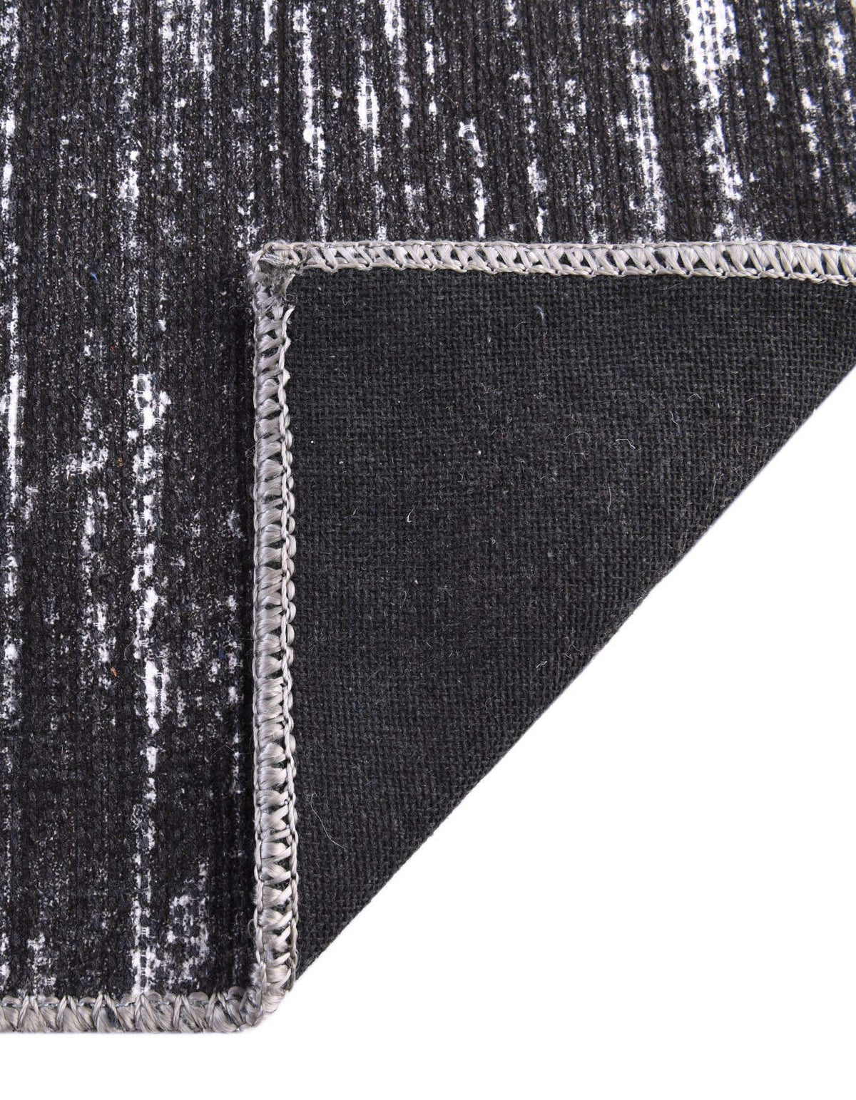 Läufer Teppich Asha in Schwarz von Hadorn™ - Lifestyle Image