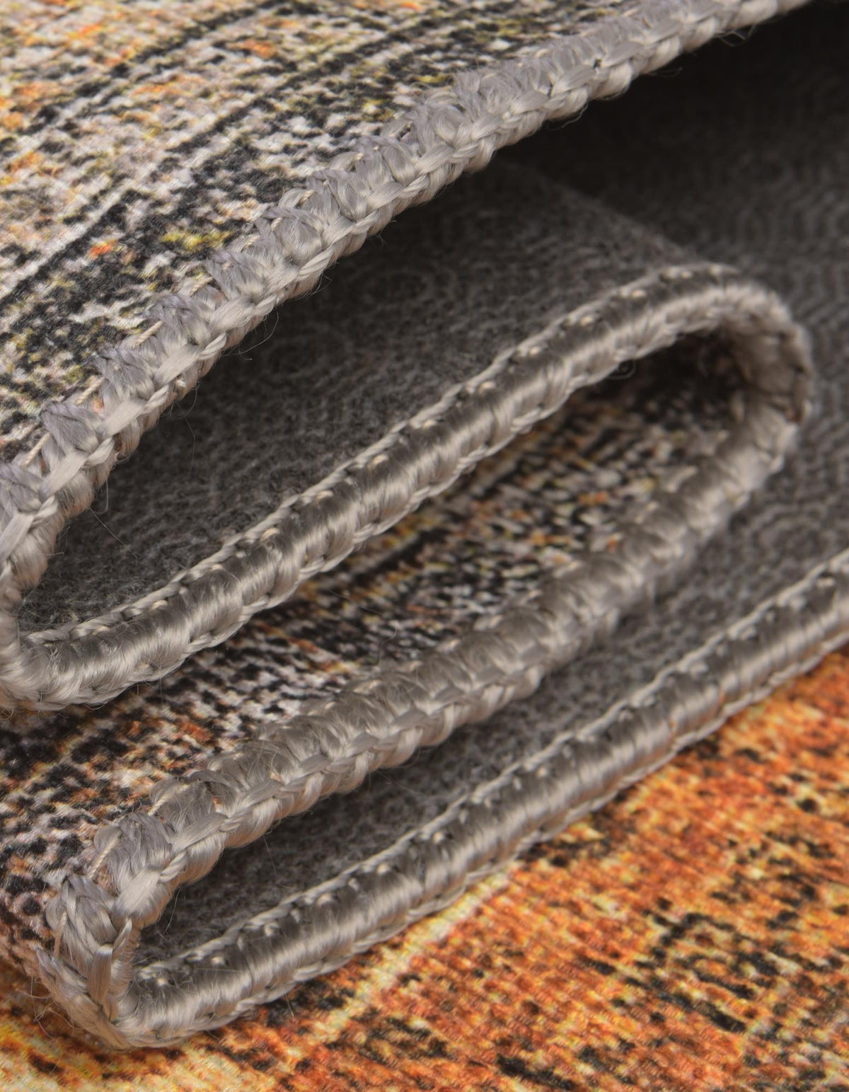 Quadratisch Teppich Timeless in Gelb von Hadorn™ - Lifestyle Image