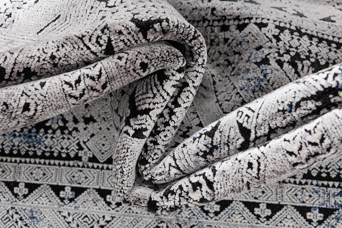 Rechteck Luxus Teppich Bad Ragaz in Grau von Hadorn™ - Lifestyle Image